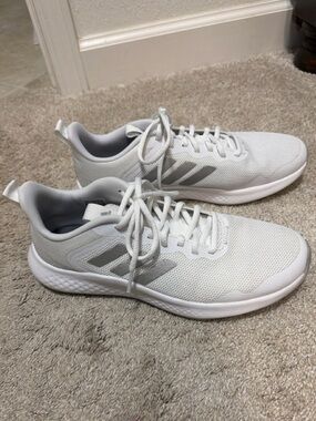 Adidas Cloudfoam Pure Sneakers Women’s Size 9.5 White Gray Comfort Shoes